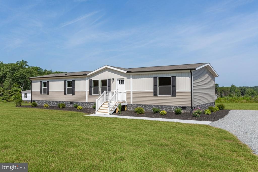 7175 SHANNON HILL RD, LOUISA, Virginia 23093, 3 Bedrooms Bedrooms, ,2 BathroomsBathrooms,Residential,7175 SHANNON HILL RD,VALA2007808 MLS # VALA2007808