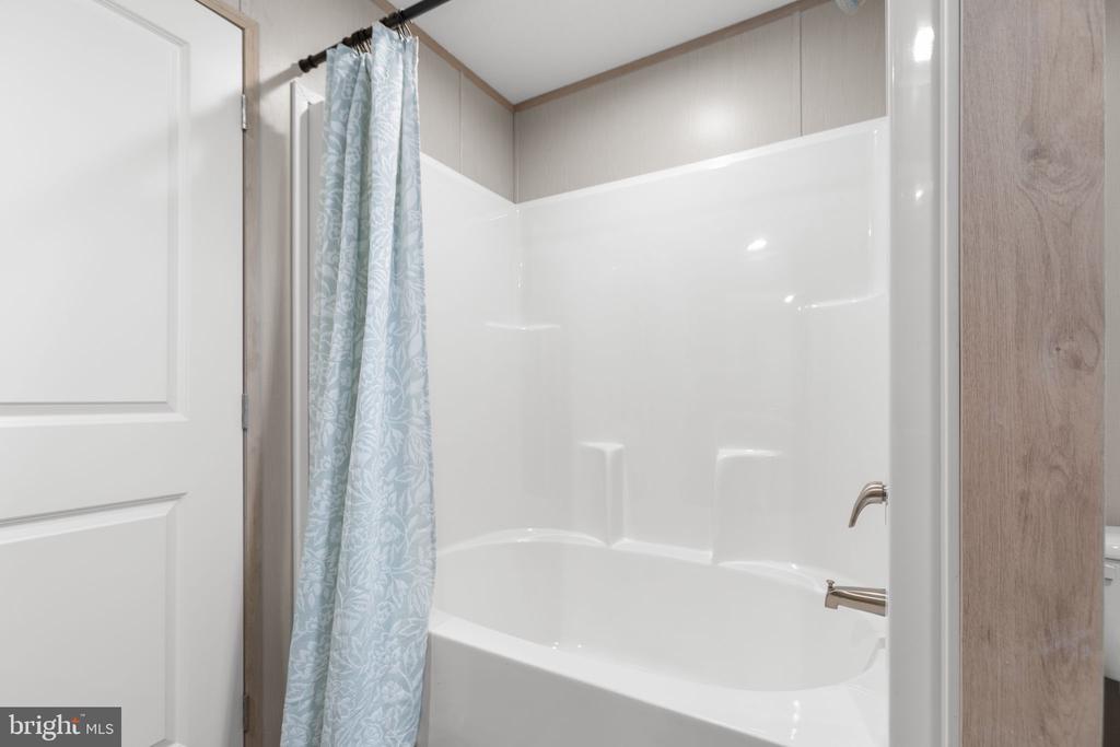 7175 SHANNON HILL RD, LOUISA, Virginia 23093, 3 Bedrooms Bedrooms, ,2 BathroomsBathrooms,Residential,7175 SHANNON HILL RD,VALA2007808 MLS # VALA2007808