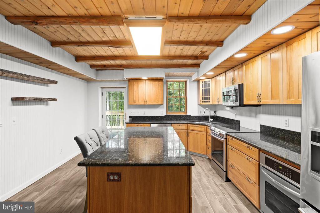 12905 SPOTSWOOD FURNACE RD, FREDERICKSBURG, Virginia 22407, 3 Bedrooms Bedrooms, ,2 BathroomsBathrooms,Residential,12905 SPOTSWOOD FURNACE RD,VASP2036848 MLS # VASP2036848