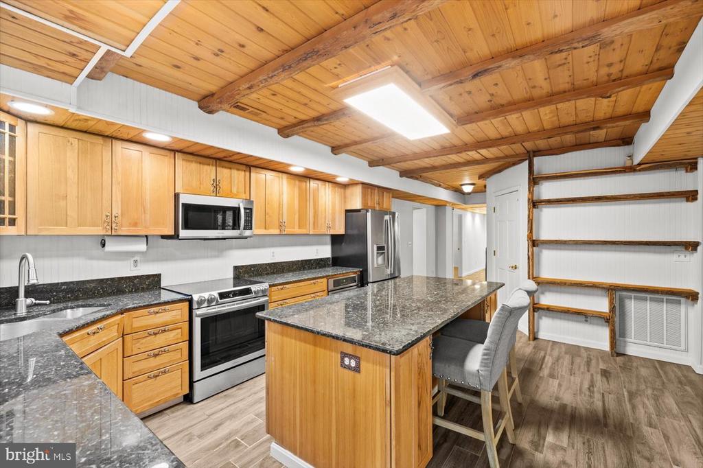 12905 SPOTSWOOD FURNACE RD, FREDERICKSBURG, Virginia 22407, 3 Bedrooms Bedrooms, ,2 BathroomsBathrooms,Residential,12905 SPOTSWOOD FURNACE RD,VASP2036848 MLS # VASP2036848