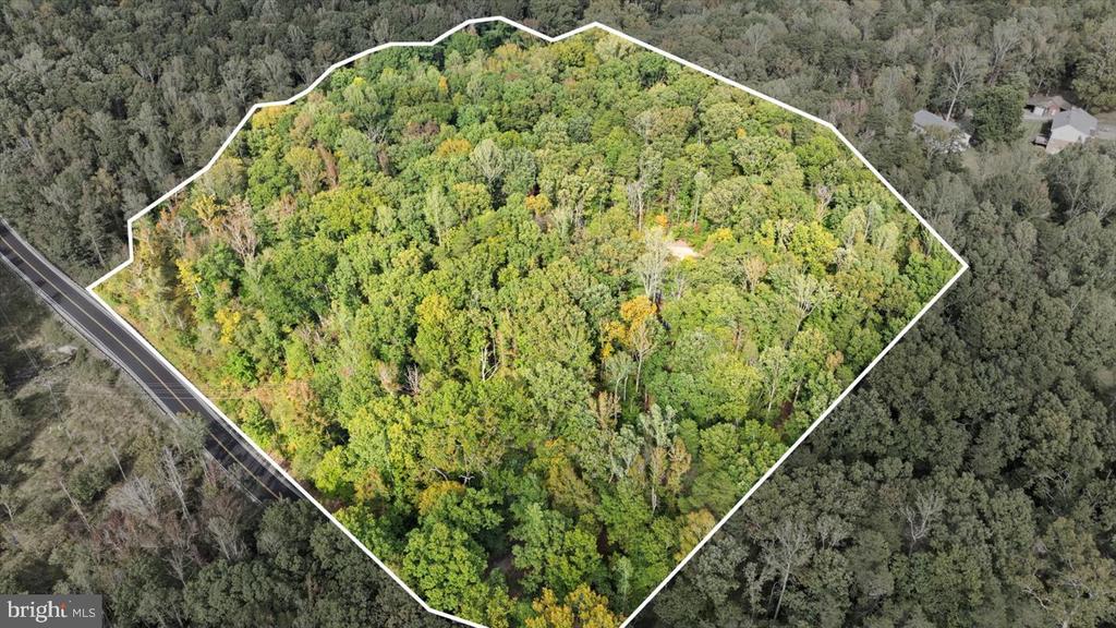 12905 SPOTSWOOD FURNACE RD, FREDERICKSBURG, Virginia 22407, 3 Bedrooms Bedrooms, ,2 BathroomsBathrooms,Residential,12905 SPOTSWOOD FURNACE RD,VASP2036848 MLS # VASP2036848