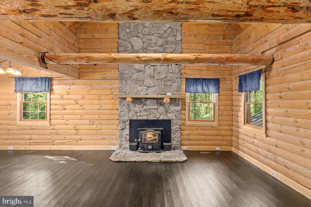 12905 SPOTSWOOD FURNACE RD, FREDERICKSBURG, Virginia 22407, 3 Bedrooms Bedrooms, ,2 BathroomsBathrooms,Residential,12905 SPOTSWOOD FURNACE RD,VASP2036848 MLS # VASP2036848