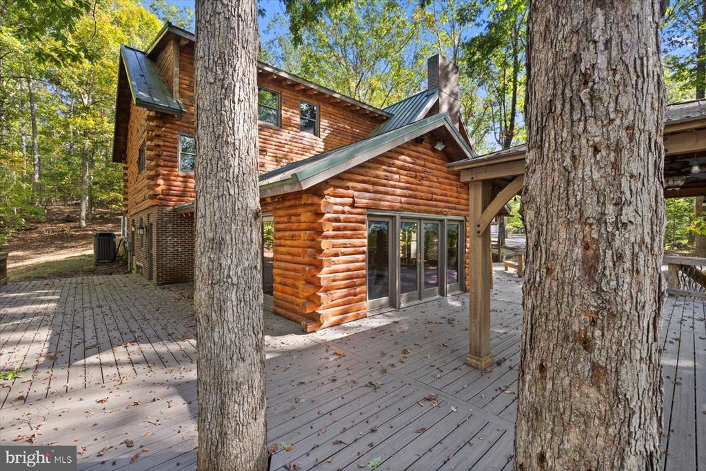 12905 SPOTSWOOD FURNACE RD, FREDERICKSBURG, Virginia 22407, 3 Bedrooms Bedrooms, ,2 BathroomsBathrooms,Residential,12905 SPOTSWOOD FURNACE RD,VASP2036848 MLS # VASP2036848