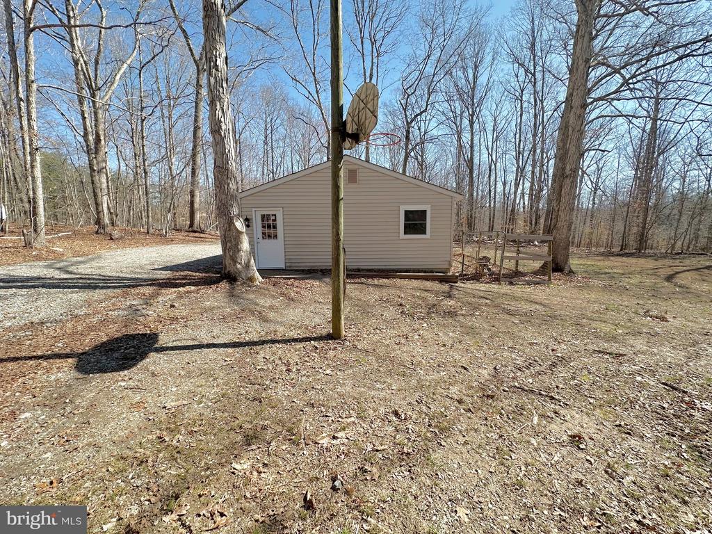 311 HOLLY GROVE CT, BUMPASS, Virginia 23024, 3 Bedrooms Bedrooms, ,2 BathroomsBathrooms,Residential,311 HOLLY GROVE CT,VALA2009264 MLS # VALA2009264