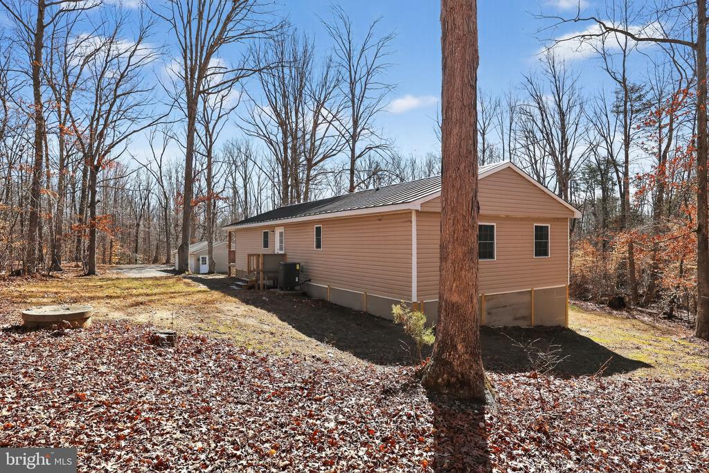 311 HOLLY GROVE CT, BUMPASS, Virginia 23024, 3 Bedrooms Bedrooms, ,2 BathroomsBathrooms,Residential,311 HOLLY GROVE CT,VALA2009264 MLS # VALA2009264