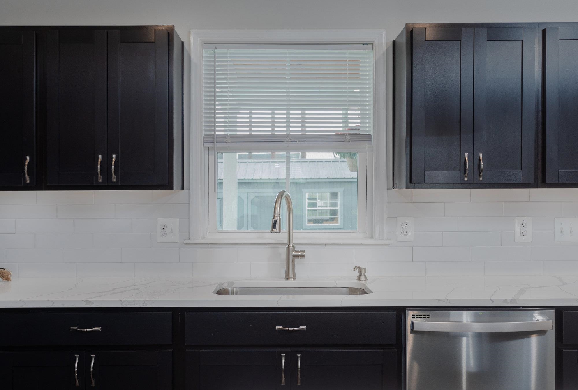 919 MACON AVE, GROTTOES, Virginia 24441, 4 Bedrooms Bedrooms, ,2 BathroomsBathrooms,Residential,919 MACON AVE,668309 MLS # 668309