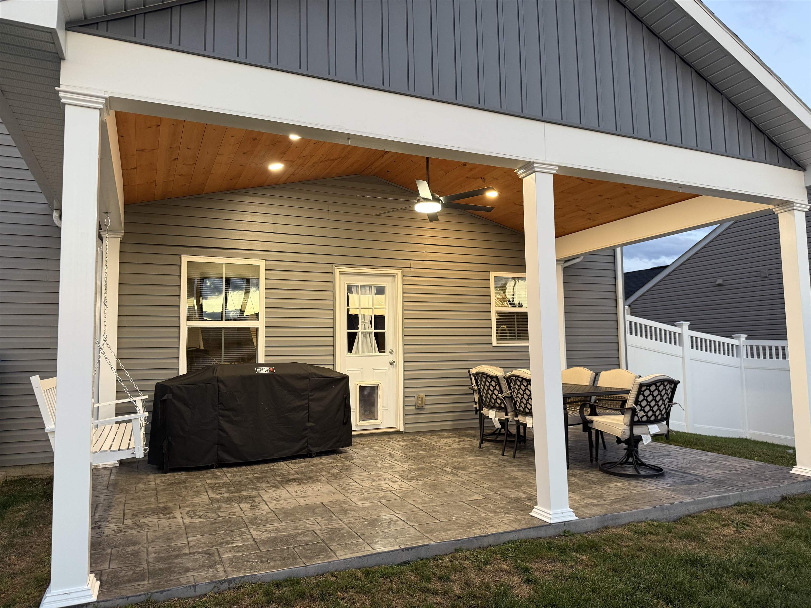 919 MACON AVE, GROTTOES, Virginia 24441, 4 Bedrooms Bedrooms, ,2 BathroomsBathrooms,Residential,919 MACON AVE,668309 MLS # 668309