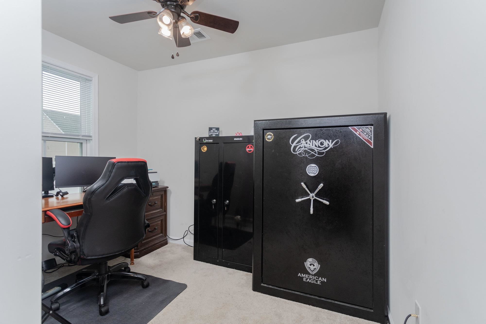 919 MACON AVE, GROTTOES, Virginia 24441, 4 Bedrooms Bedrooms, ,2 BathroomsBathrooms,Residential,919 MACON AVE,668309 MLS # 668309