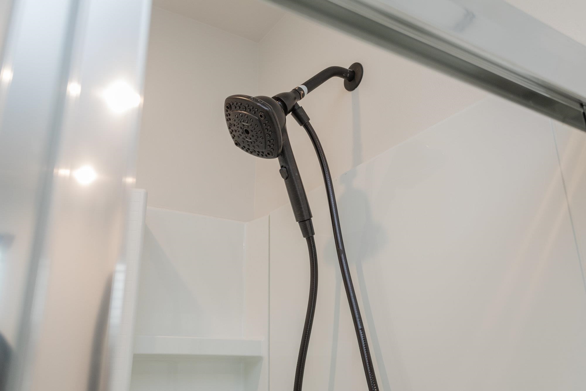 919 MACON AVE, GROTTOES, Virginia 24441, 4 Bedrooms Bedrooms, ,2 BathroomsBathrooms,Residential,919 MACON AVE,668309 MLS # 668309