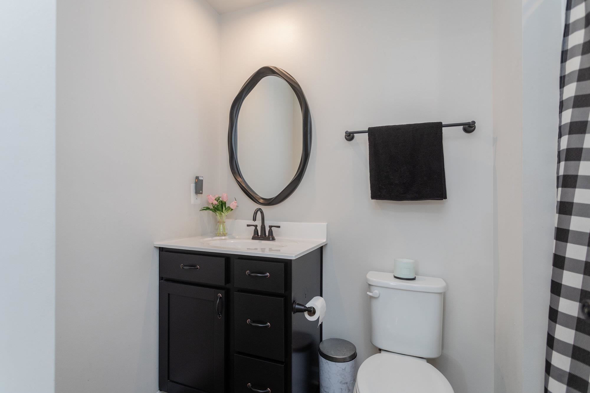 919 MACON AVE, GROTTOES, Virginia 24441, 4 Bedrooms Bedrooms, ,2 BathroomsBathrooms,Residential,919 MACON AVE,668309 MLS # 668309