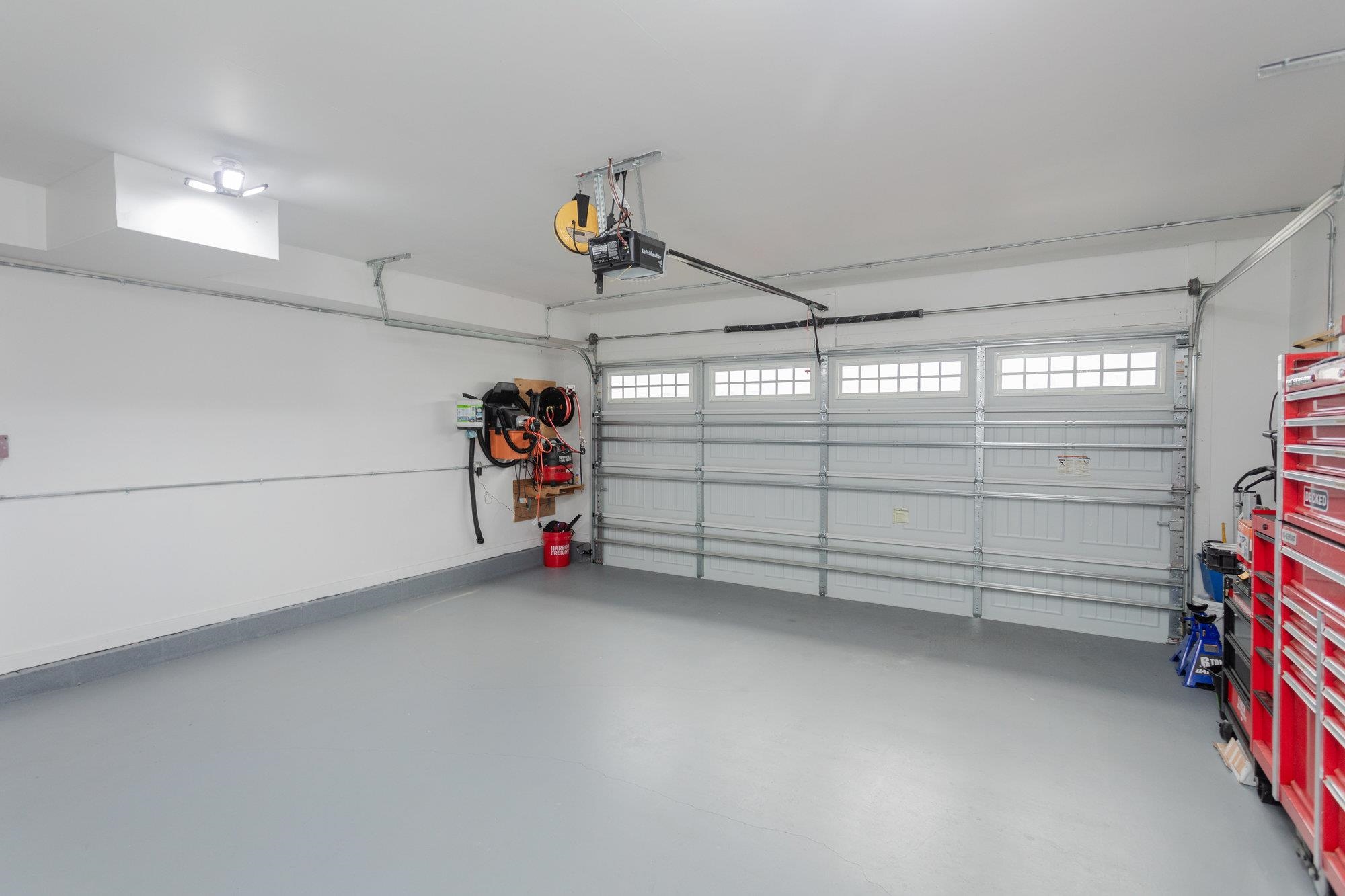 919 MACON AVE, GROTTOES, Virginia 24441, 4 Bedrooms Bedrooms, ,2 BathroomsBathrooms,Residential,919 MACON AVE,668309 MLS # 668309