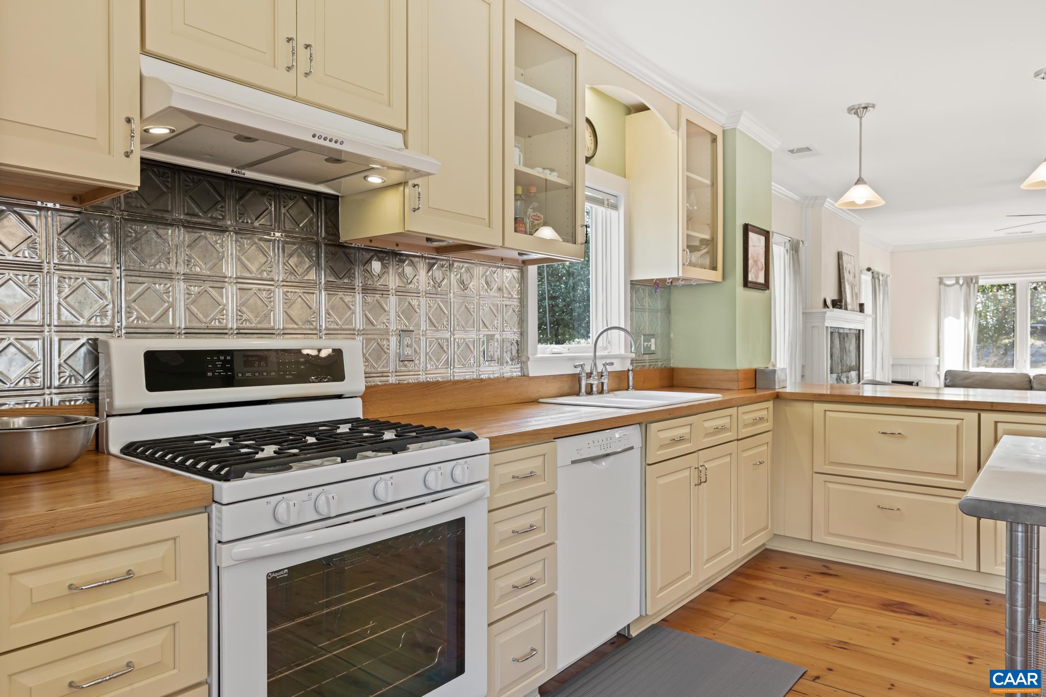 150 LYNX FARM LN, CHARLOTTESVILLE, Virginia 22903, 3 Bedrooms Bedrooms, ,4 BathroomsBathrooms,Residential,150 Lynx Farm Ln,150 LYNX FARM LN,669030 MLS # 669030