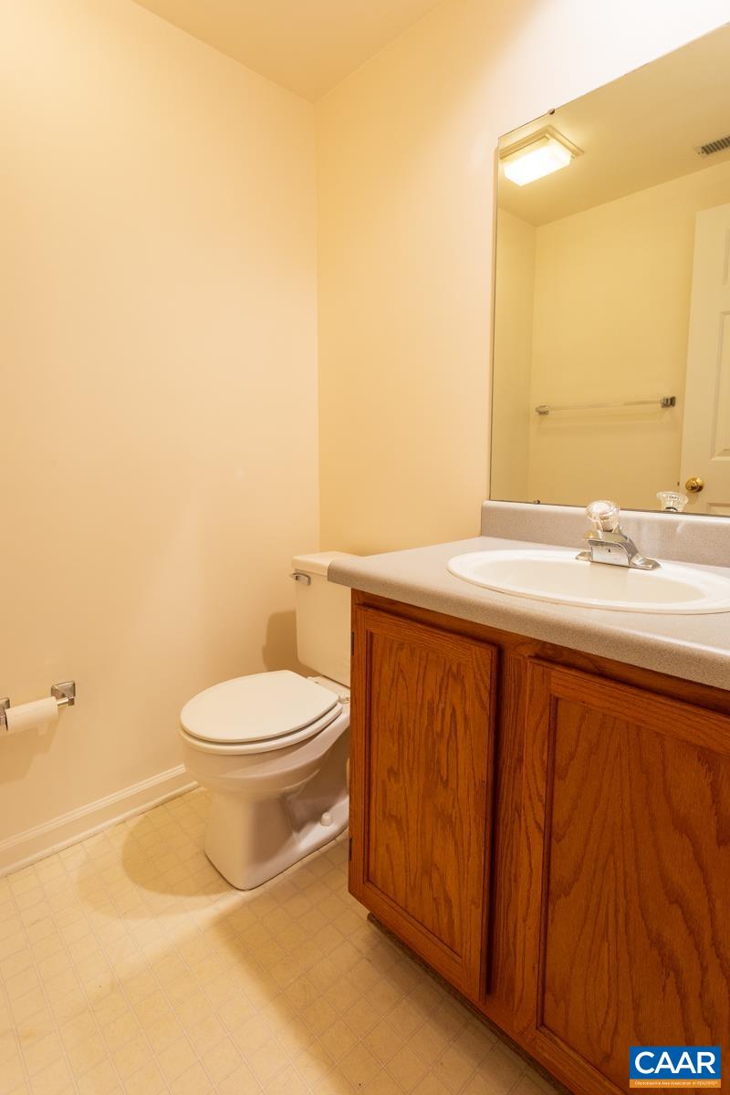 1336 LE PARC TER, CHARLOTTESVILLE, Virginia 22901, 3 Bedrooms Bedrooms, ,2 BathroomsBathrooms,Residential,1336 LE PARC TER,673527 MLS # 673527