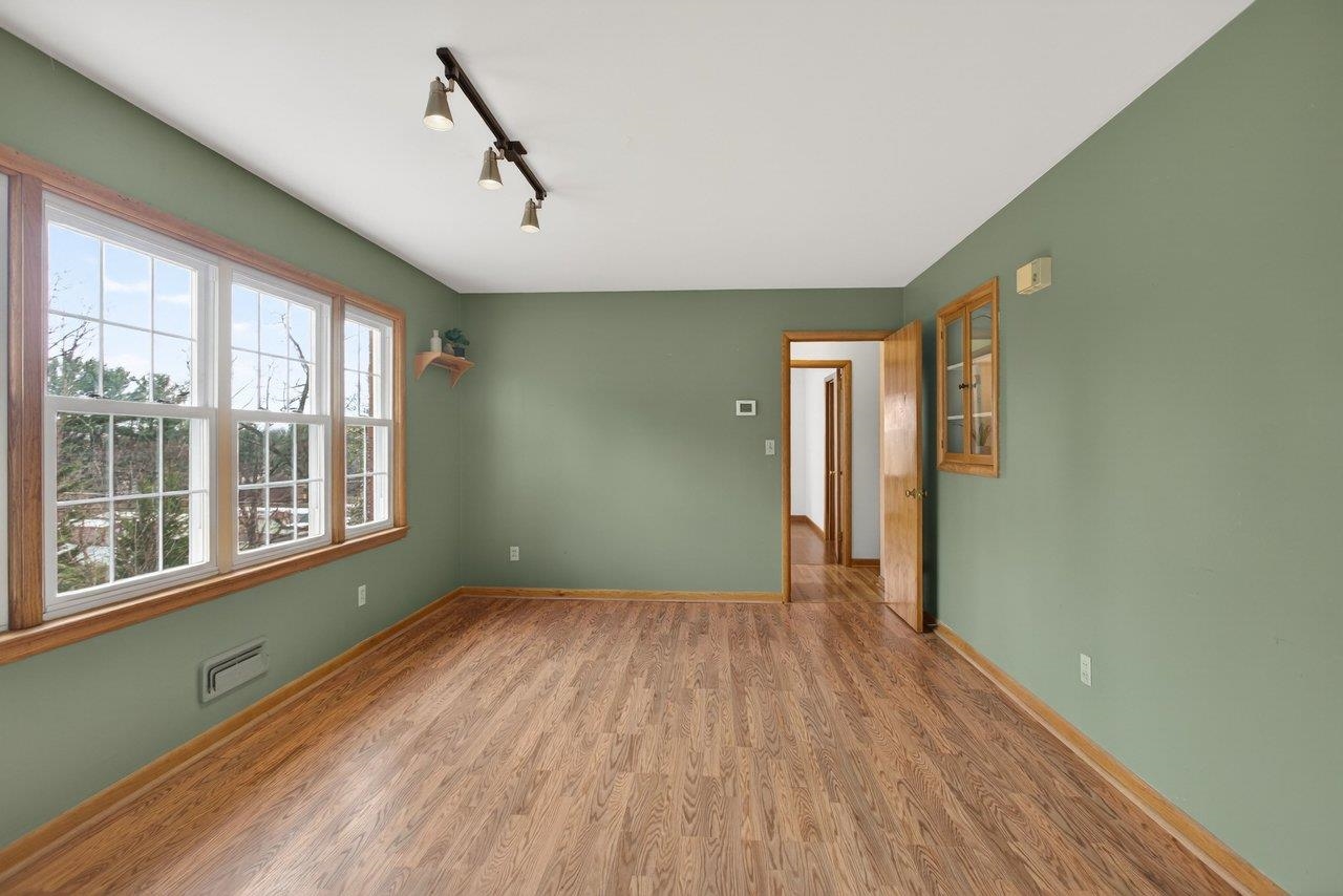 1186 NELSON DR, HARRISONBURG, Virginia 22801, 4 Bedrooms Bedrooms, ,2 BathroomsBathrooms,Residential,1186 NELSON DR,674162 MLS # 674162