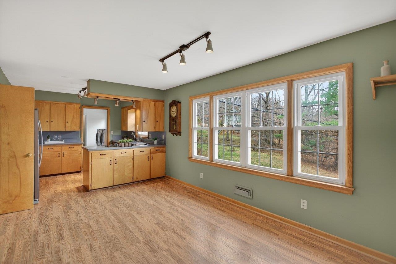 1186 NELSON DR, HARRISONBURG, Virginia 22801, 4 Bedrooms Bedrooms, ,2 BathroomsBathrooms,Residential,1186 NELSON DR,674162 MLS # 674162