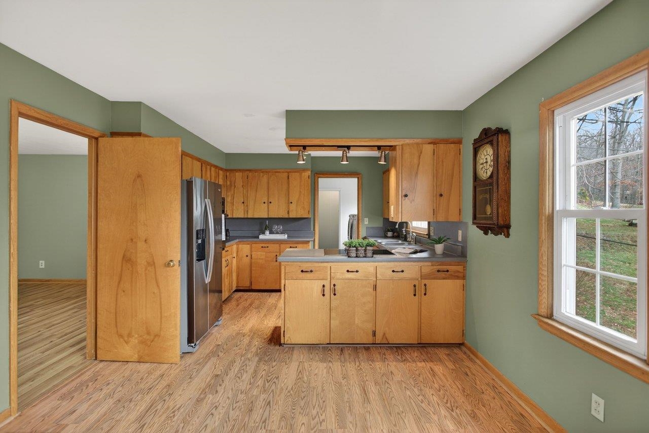 1186 NELSON DR, HARRISONBURG, Virginia 22801, 4 Bedrooms Bedrooms, ,2 BathroomsBathrooms,Residential,1186 NELSON DR,674162 MLS # 674162