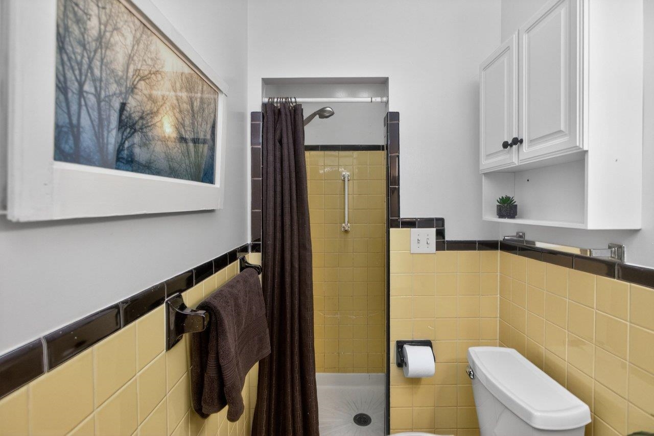 1186 NELSON DR, HARRISONBURG, Virginia 22801, 4 Bedrooms Bedrooms, ,2 BathroomsBathrooms,Residential,1186 NELSON DR,674162 MLS # 674162