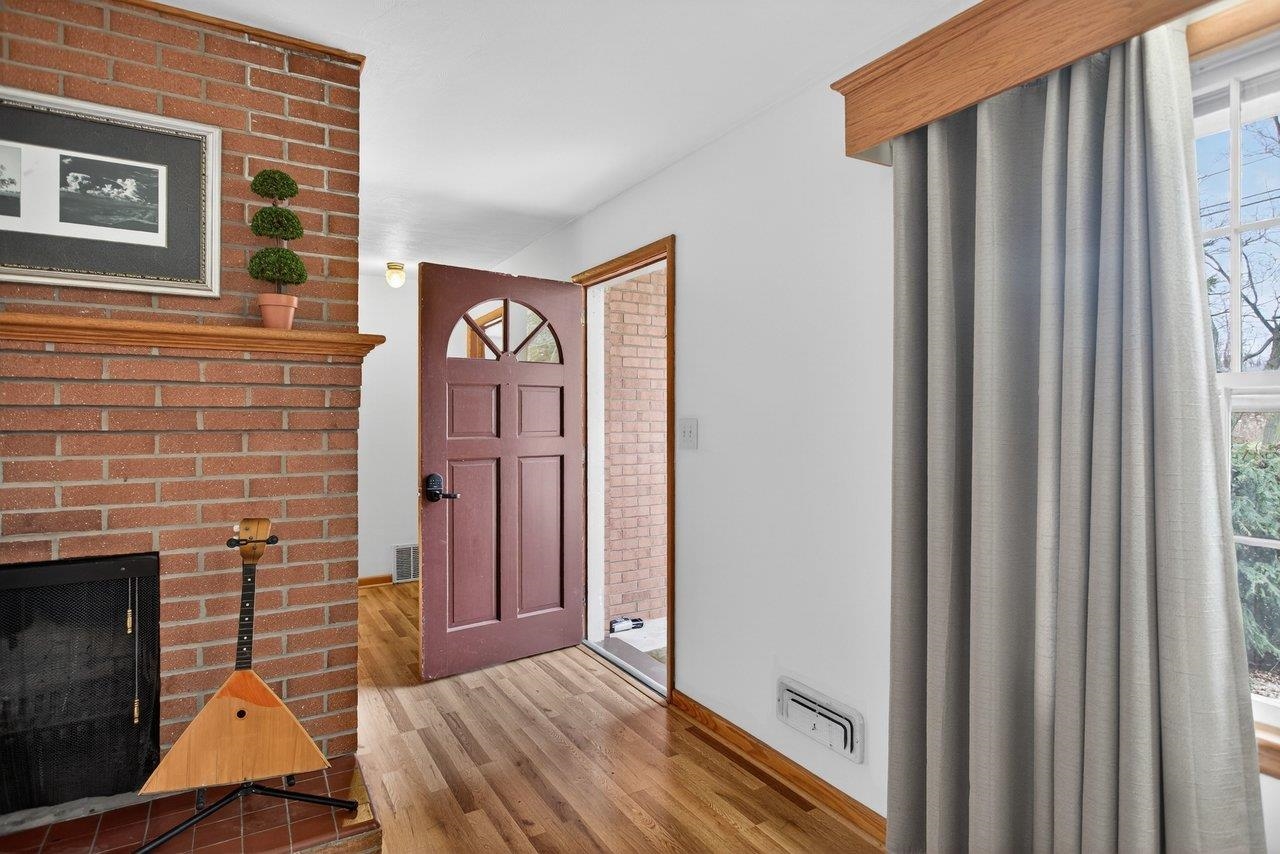 1186 NELSON DR, HARRISONBURG, Virginia 22801, 4 Bedrooms Bedrooms, ,2 BathroomsBathrooms,Residential,1186 NELSON DR,674162 MLS # 674162