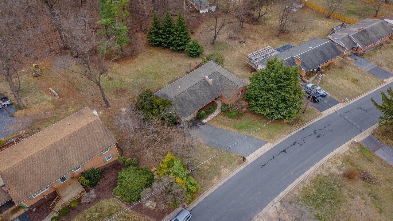 1186 NELSON DR, HARRISONBURG, Virginia 22801, 4 Bedrooms Bedrooms, ,2 BathroomsBathrooms,Residential,1186 NELSON DR,674162 MLS # 674162