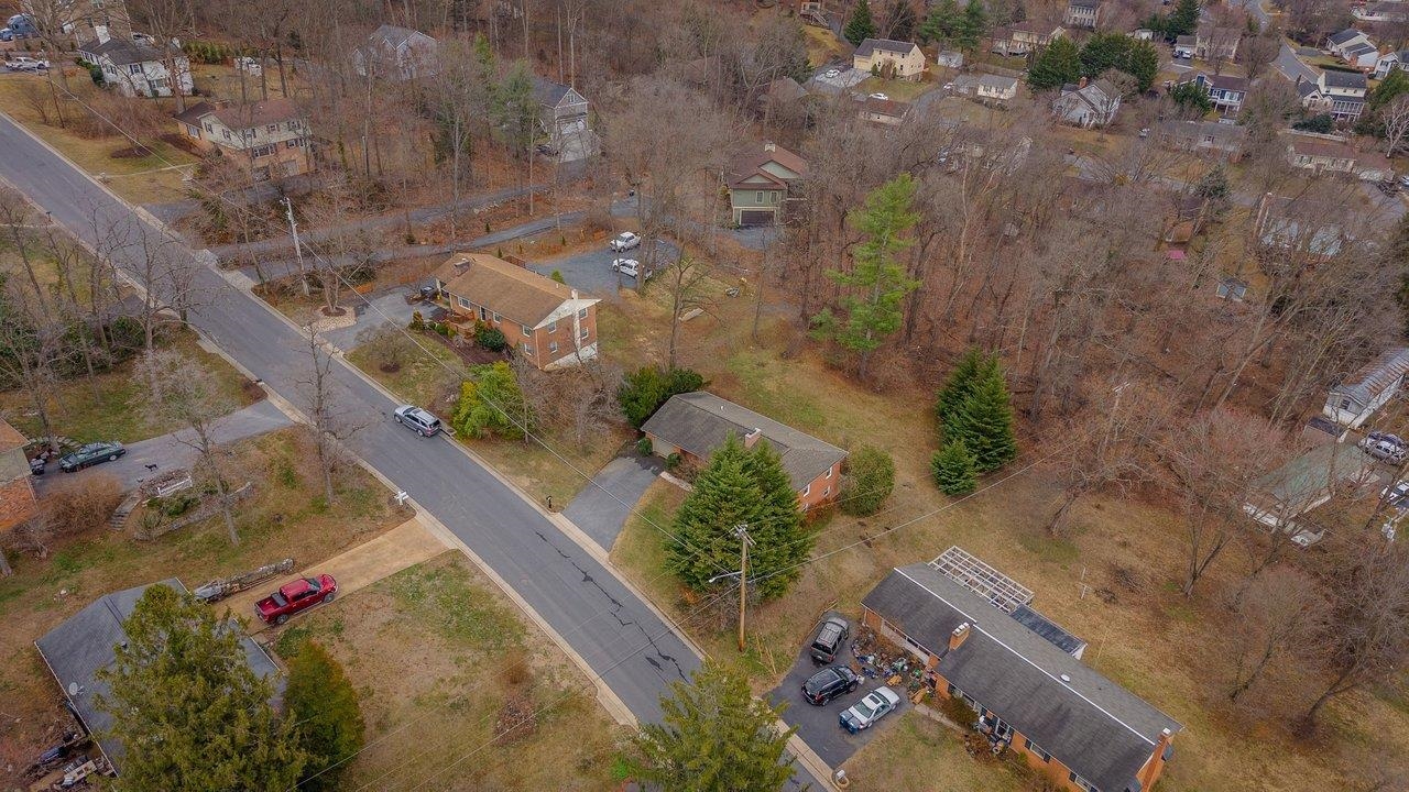 1186 NELSON DR, HARRISONBURG, Virginia 22801, 4 Bedrooms Bedrooms, ,2 BathroomsBathrooms,Residential,1186 NELSON DR,674162 MLS # 674162