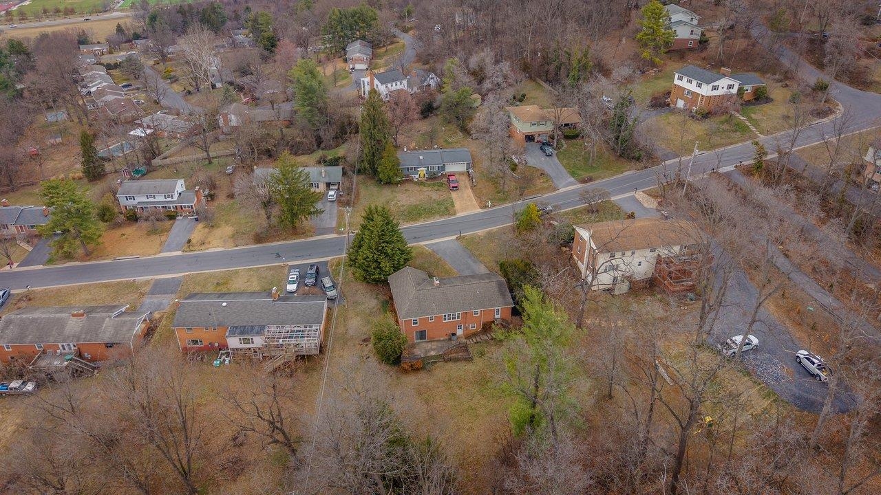 1186 NELSON DR, HARRISONBURG, Virginia 22801, 4 Bedrooms Bedrooms, ,2 BathroomsBathrooms,Residential,1186 NELSON DR,674162 MLS # 674162