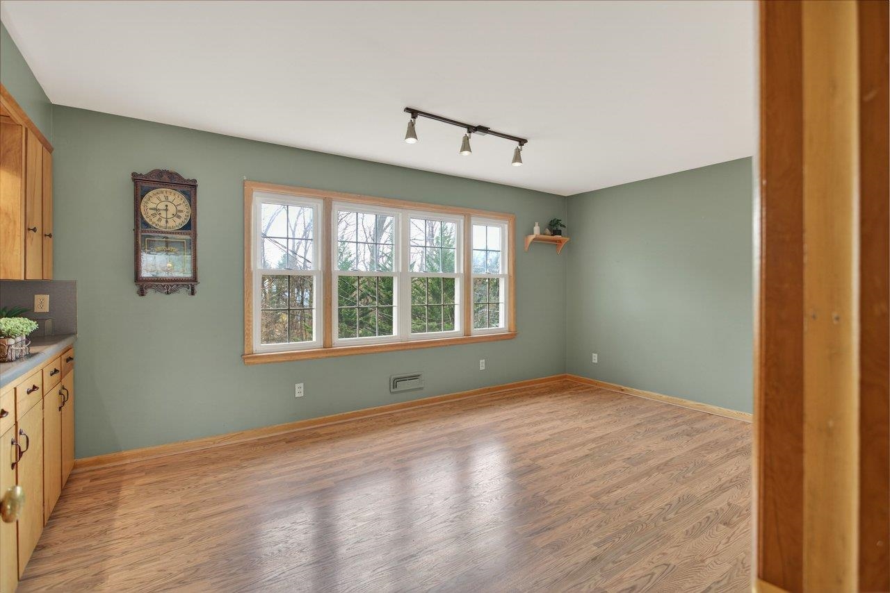 1186 NELSON DR, HARRISONBURG, Virginia 22801, 4 Bedrooms Bedrooms, ,2 BathroomsBathrooms,Residential,1186 NELSON DR,674162 MLS # 674162