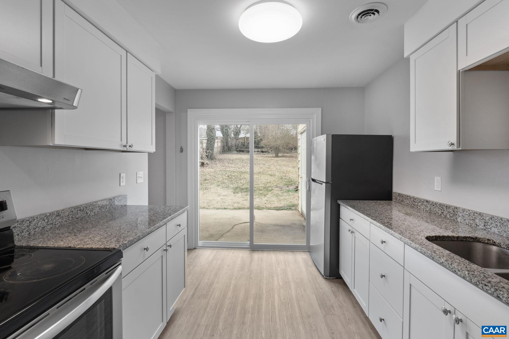 827 SAINT CLAIR AVE, CHARLOTTESVILLE, Virginia 22902, 6 Bedrooms Bedrooms, ,2 BathroomsBathrooms,Residential,827 SAINT CLAIR AVE,674165 MLS # 674165