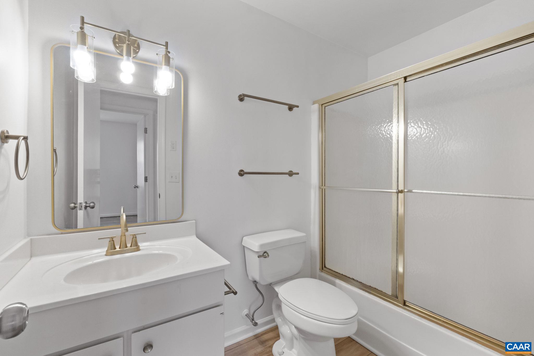 827 SAINT CLAIR AVE, CHARLOTTESVILLE, Virginia 22902, 6 Bedrooms Bedrooms, ,2 BathroomsBathrooms,Residential,827 SAINT CLAIR AVE,674165 MLS # 674165