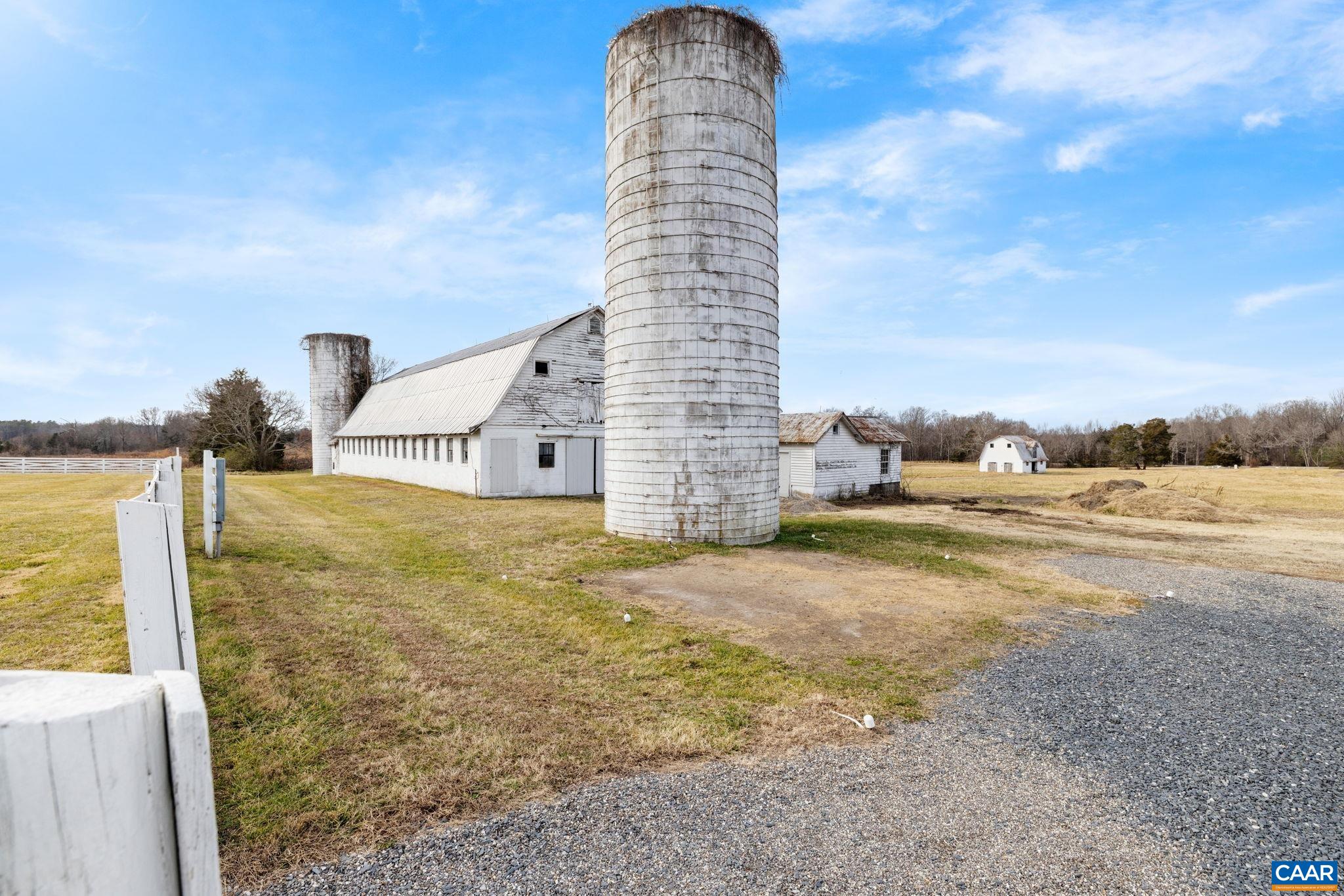 189 OLD BUCKINGHAM RD, CUMBERLAND, Virginia 23040, 5 Bedrooms Bedrooms, ,5 BathroomsBathrooms,Residential,Northfield Estate,189 OLD BUCKINGHAM RD,674166 MLS # 674166