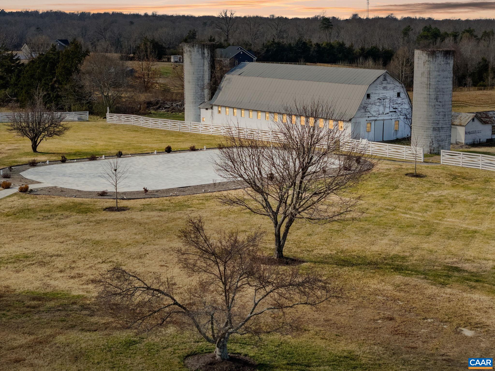 189 OLD BUCKINGHAM RD, CUMBERLAND, Virginia 23040, 5 Bedrooms Bedrooms, ,5 BathroomsBathrooms,Residential,Northfield Estate,189 OLD BUCKINGHAM RD,674166 MLS # 674166