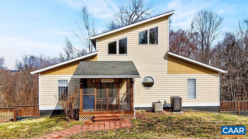 62 SUMMIT CT, ROSELAND, Virginia 22967, 3 Bedrooms Bedrooms, ,3 BathroomsBathrooms,Residential,62 SUMMIT CT,674175 MLS # 674175