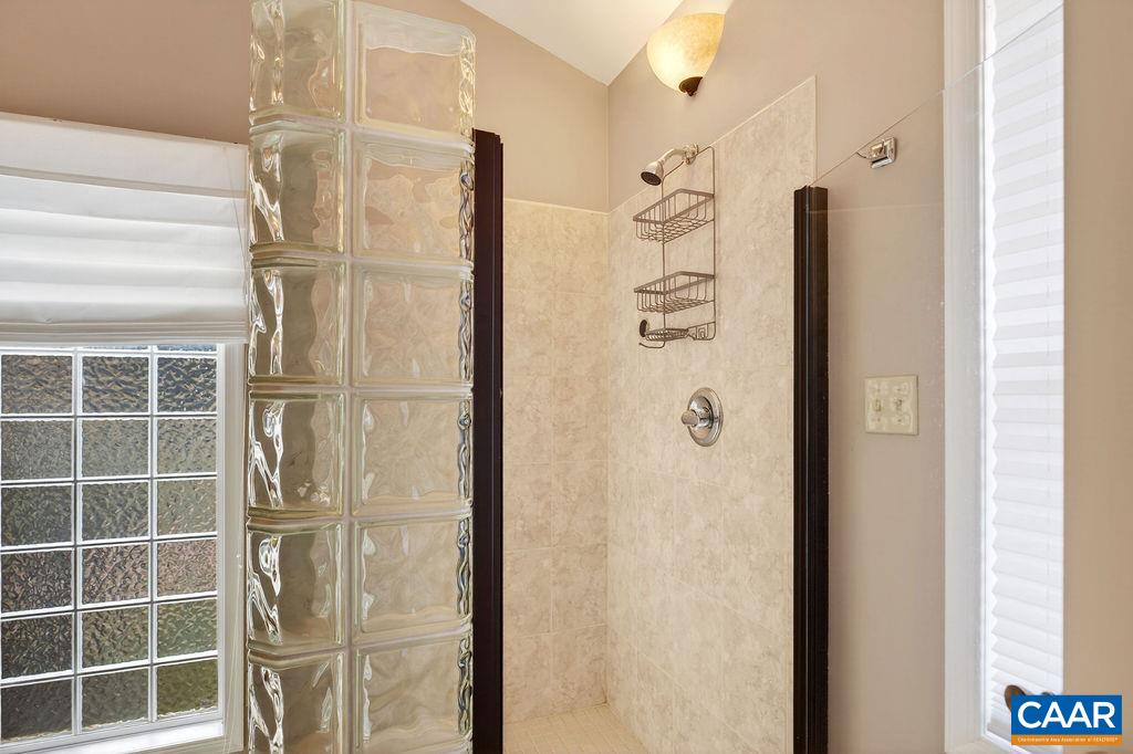 62 SUMMIT CT, ROSELAND, Virginia 22967, 3 Bedrooms Bedrooms, ,3 BathroomsBathrooms,Residential,62 SUMMIT CT,674175 MLS # 674175