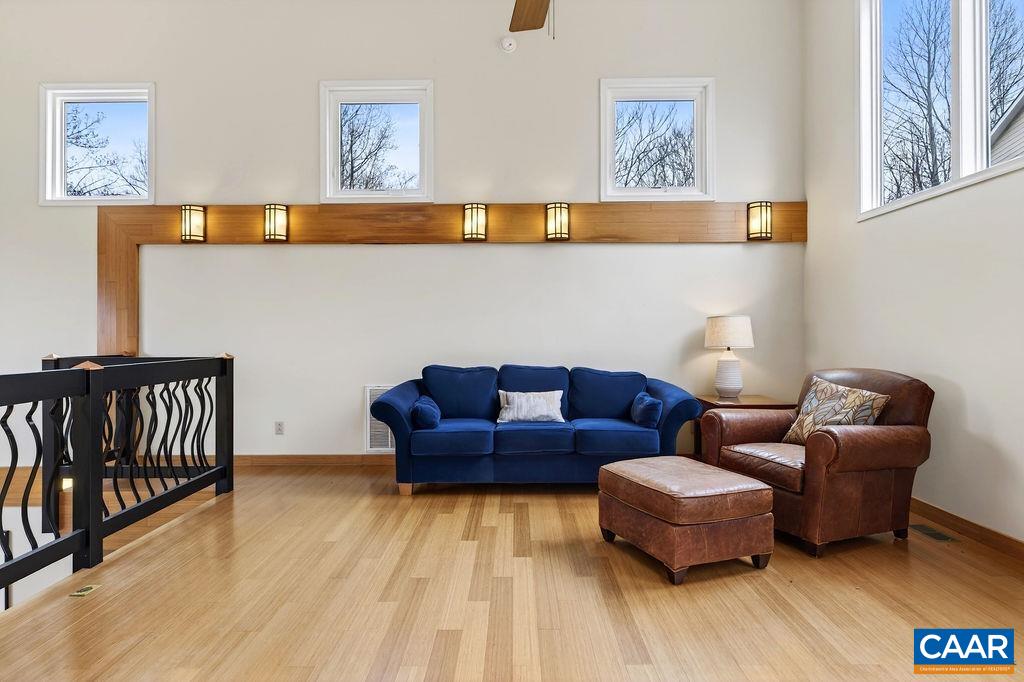 62 SUMMIT CT, ROSELAND, Virginia 22967, 3 Bedrooms Bedrooms, ,3 BathroomsBathrooms,Residential,62 SUMMIT CT,674175 MLS # 674175