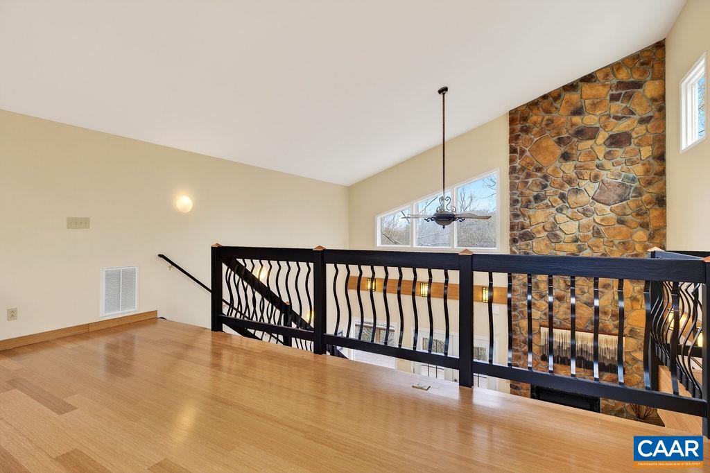 62 SUMMIT CT, ROSELAND, Virginia 22967, 3 Bedrooms Bedrooms, ,3 BathroomsBathrooms,Residential,62 SUMMIT CT,674175 MLS # 674175