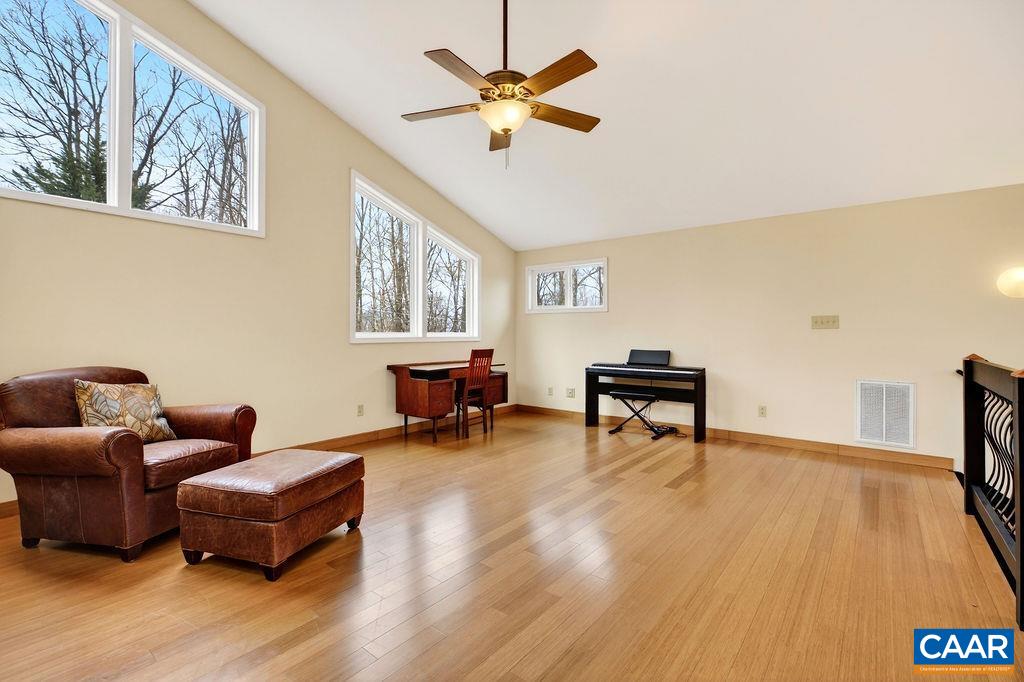 62 SUMMIT CT, ROSELAND, Virginia 22967, 3 Bedrooms Bedrooms, ,3 BathroomsBathrooms,Residential,62 SUMMIT CT,674175 MLS # 674175