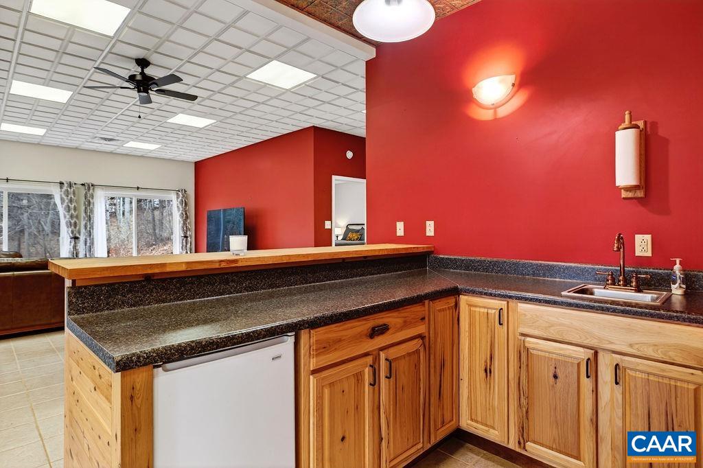 62 SUMMIT CT, ROSELAND, Virginia 22967, 3 Bedrooms Bedrooms, ,3 BathroomsBathrooms,Residential,62 SUMMIT CT,674175 MLS # 674175