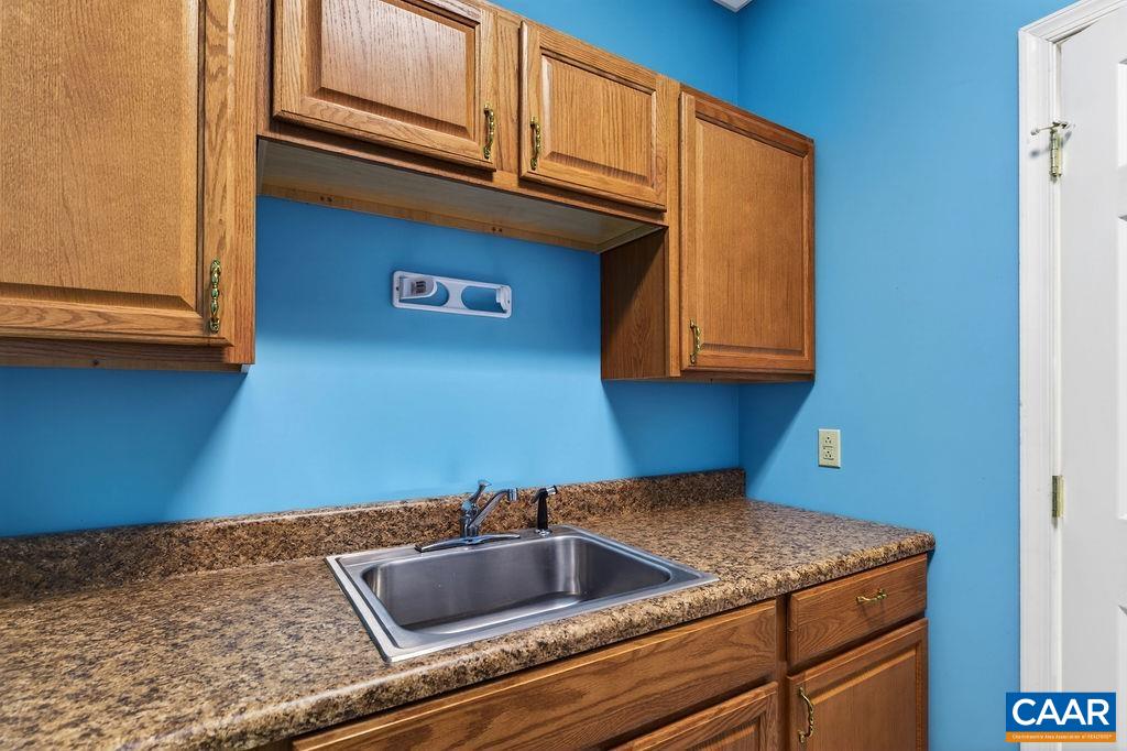 62 SUMMIT CT, ROSELAND, Virginia 22967, 3 Bedrooms Bedrooms, ,3 BathroomsBathrooms,Residential,62 SUMMIT CT,674175 MLS # 674175