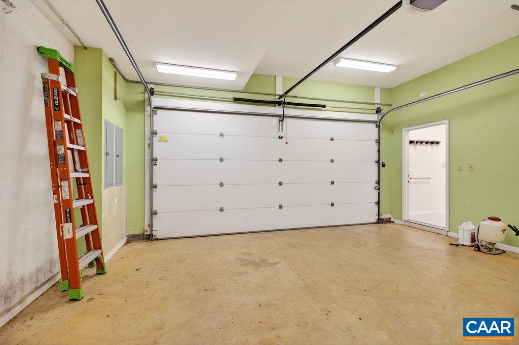 62 SUMMIT CT, ROSELAND, Virginia 22967, 3 Bedrooms Bedrooms, ,3 BathroomsBathrooms,Residential,62 SUMMIT CT,674175 MLS # 674175