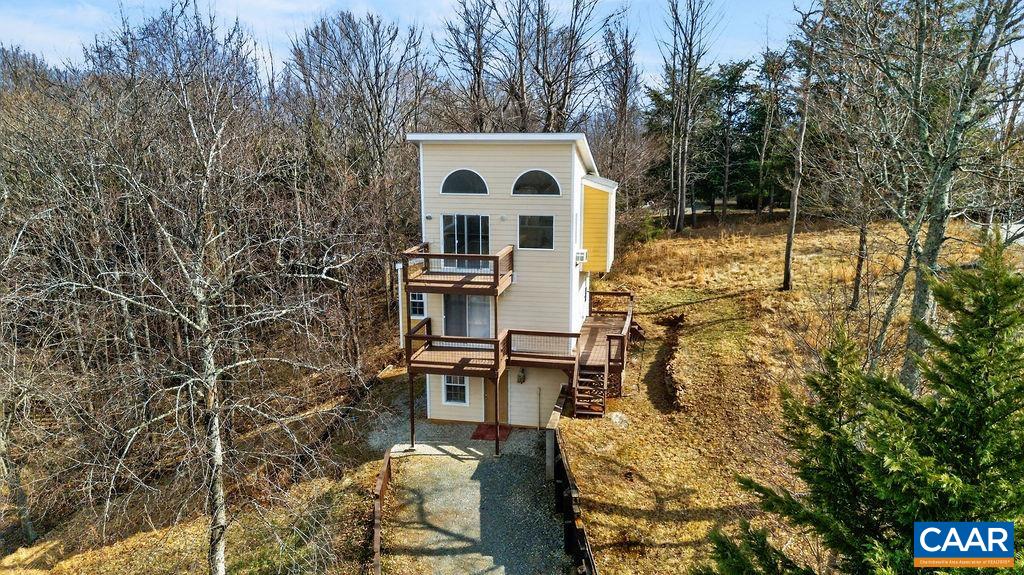 62 SUMMIT CT, ROSELAND, Virginia 22967, 3 Bedrooms Bedrooms, ,3 BathroomsBathrooms,Residential,62 SUMMIT CT,674175 MLS # 674175