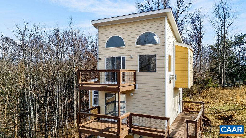 62 SUMMIT CT, ROSELAND, Virginia 22967, 3 Bedrooms Bedrooms, ,3 BathroomsBathrooms,Residential,62 SUMMIT CT,674175 MLS # 674175