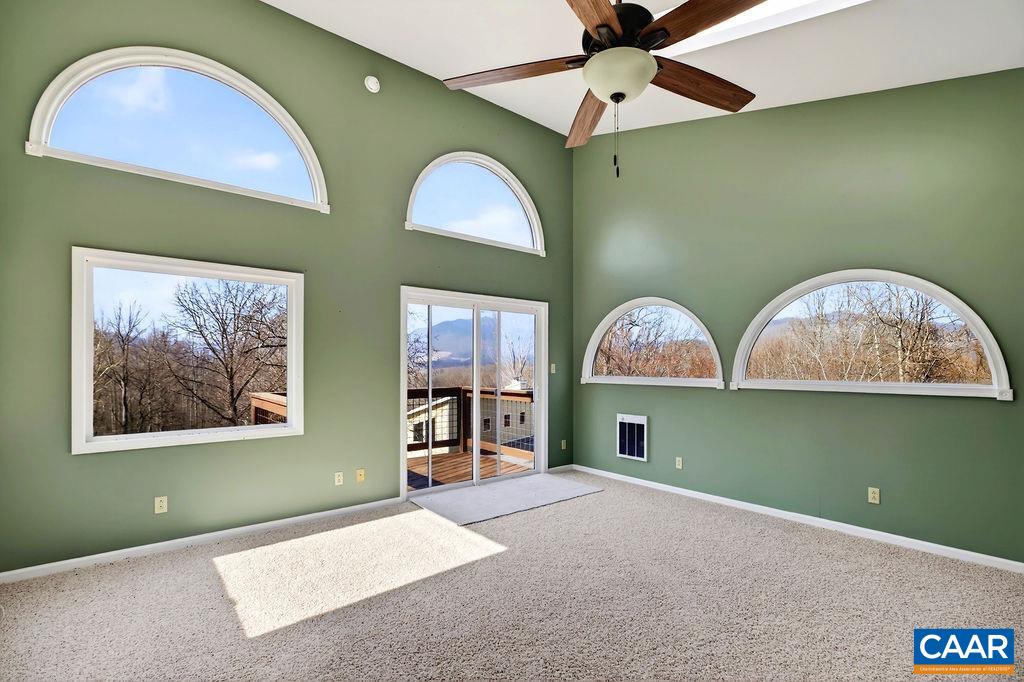 62 SUMMIT CT, ROSELAND, Virginia 22967, 3 Bedrooms Bedrooms, ,3 BathroomsBathrooms,Residential,62 SUMMIT CT,674175 MLS # 674175