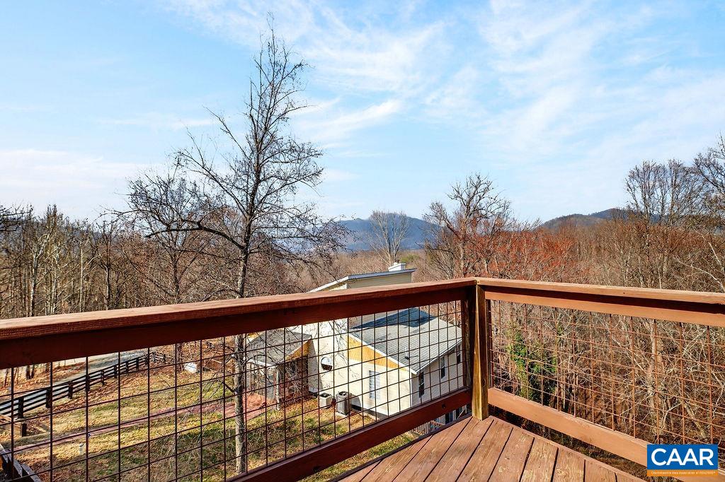 62 SUMMIT CT, ROSELAND, Virginia 22967, 3 Bedrooms Bedrooms, ,3 BathroomsBathrooms,Residential,62 SUMMIT CT,674175 MLS # 674175