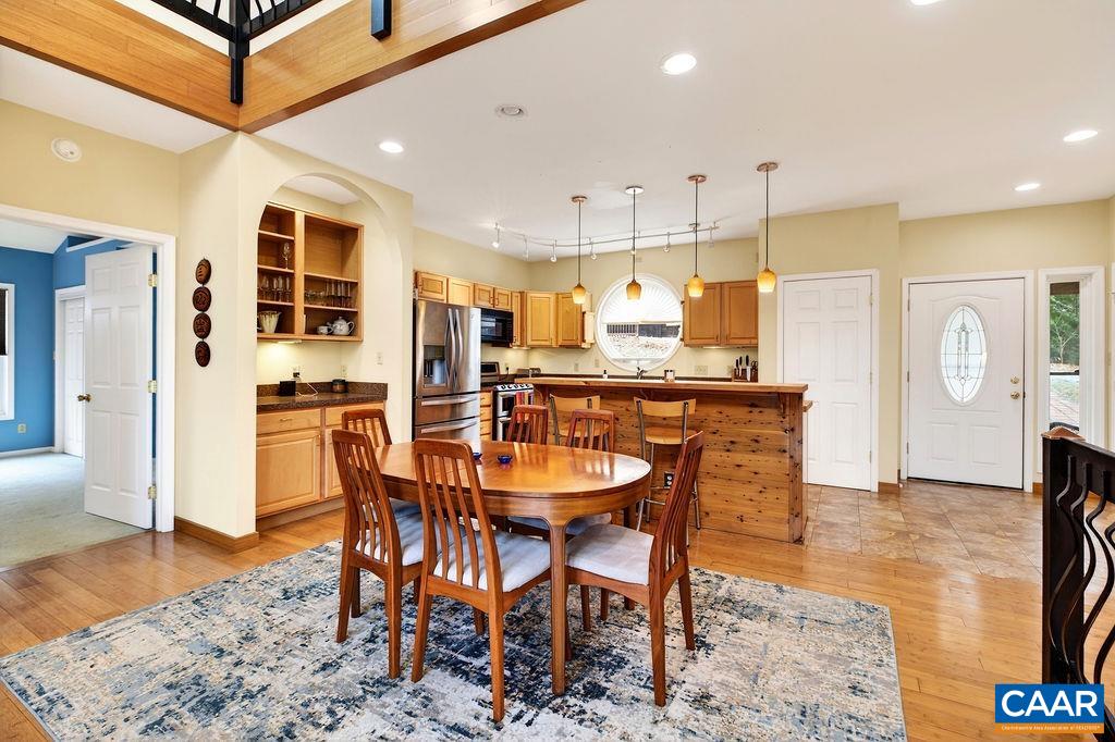 62 SUMMIT CT, ROSELAND, Virginia 22967, 3 Bedrooms Bedrooms, ,3 BathroomsBathrooms,Residential,62 SUMMIT CT,674175 MLS # 674175