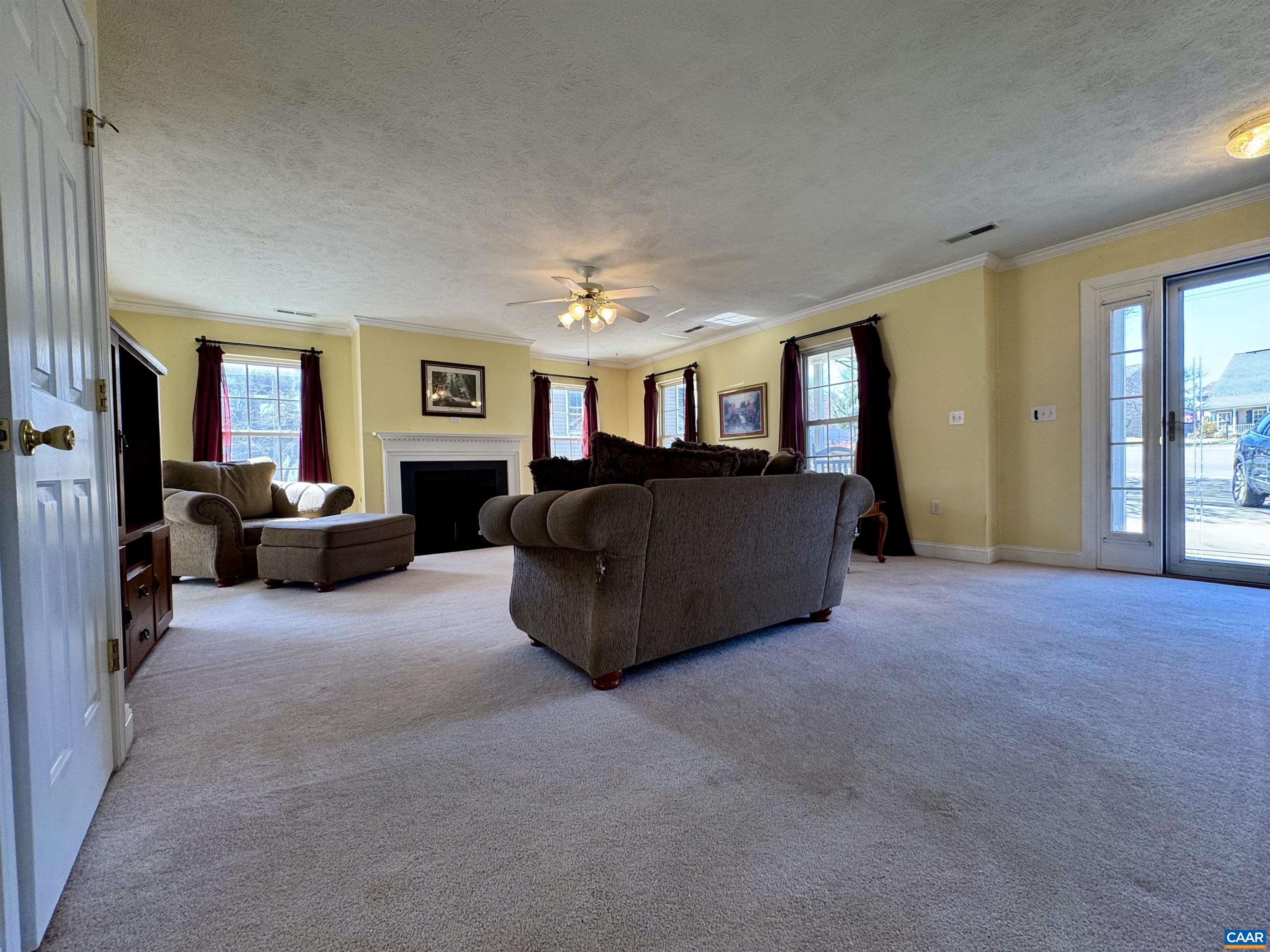 212 KINGSPORT RD, WAYNESBORO, Virginia 22980, 4 Bedrooms Bedrooms, ,2 BathroomsBathrooms,Residential,212 KINGSPORT RD,674184 MLS # 674184