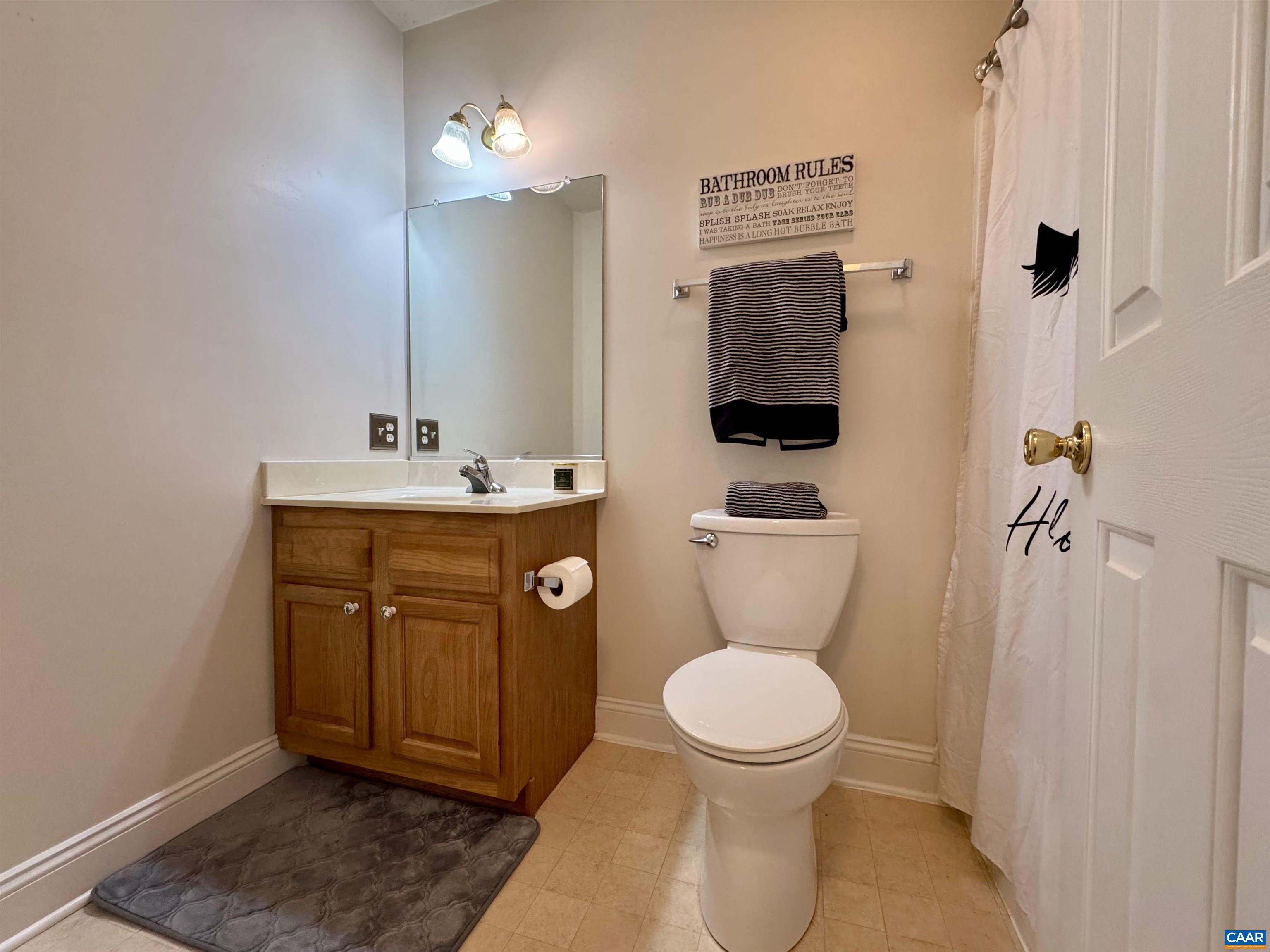 212 KINGSPORT RD, WAYNESBORO, Virginia 22980, 4 Bedrooms Bedrooms, ,2 BathroomsBathrooms,Residential,212 KINGSPORT RD,674184 MLS # 674184