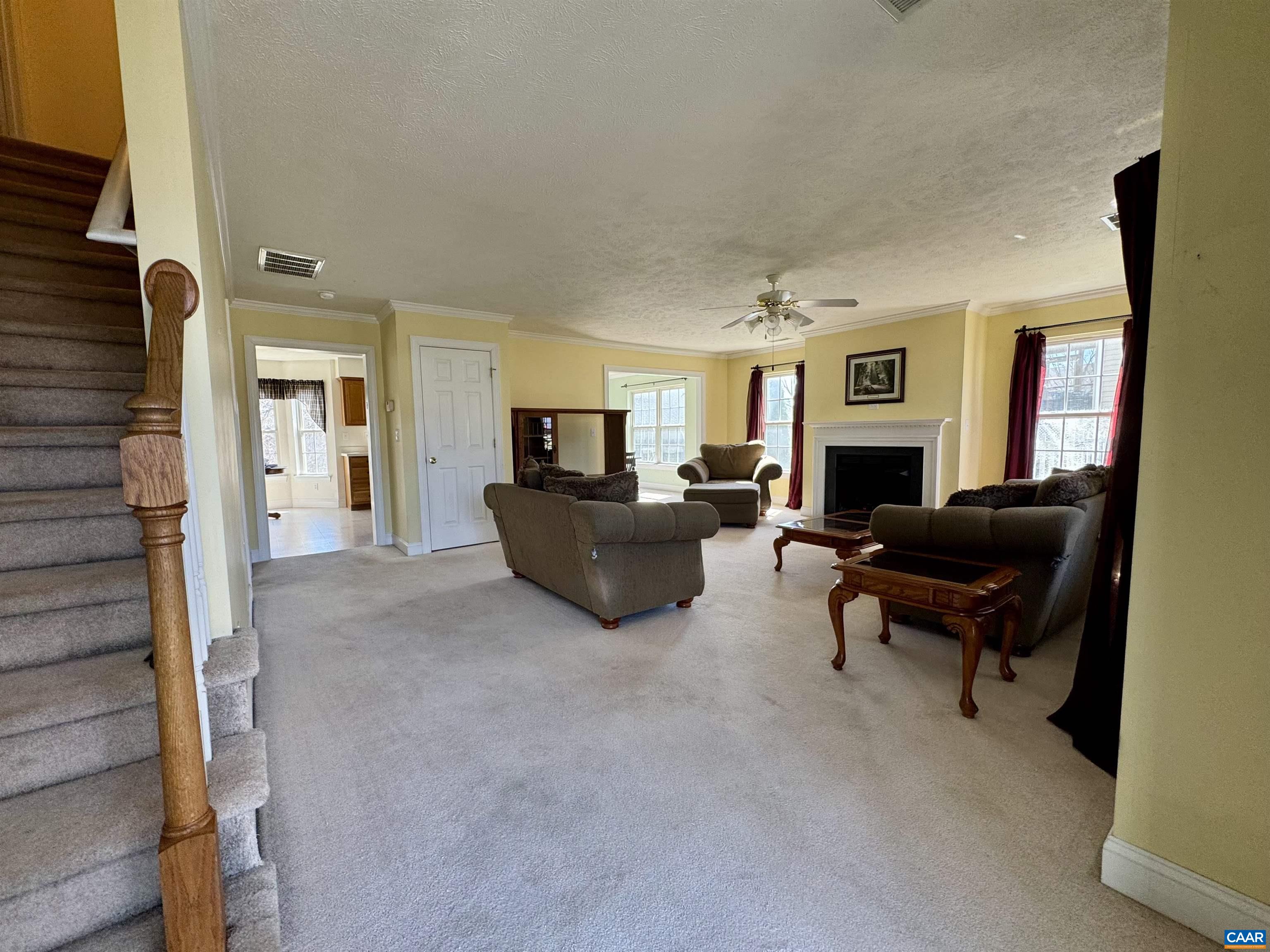 212 KINGSPORT RD, WAYNESBORO, Virginia 22980, 4 Bedrooms Bedrooms, ,2 BathroomsBathrooms,Residential,212 KINGSPORT RD,674184 MLS # 674184