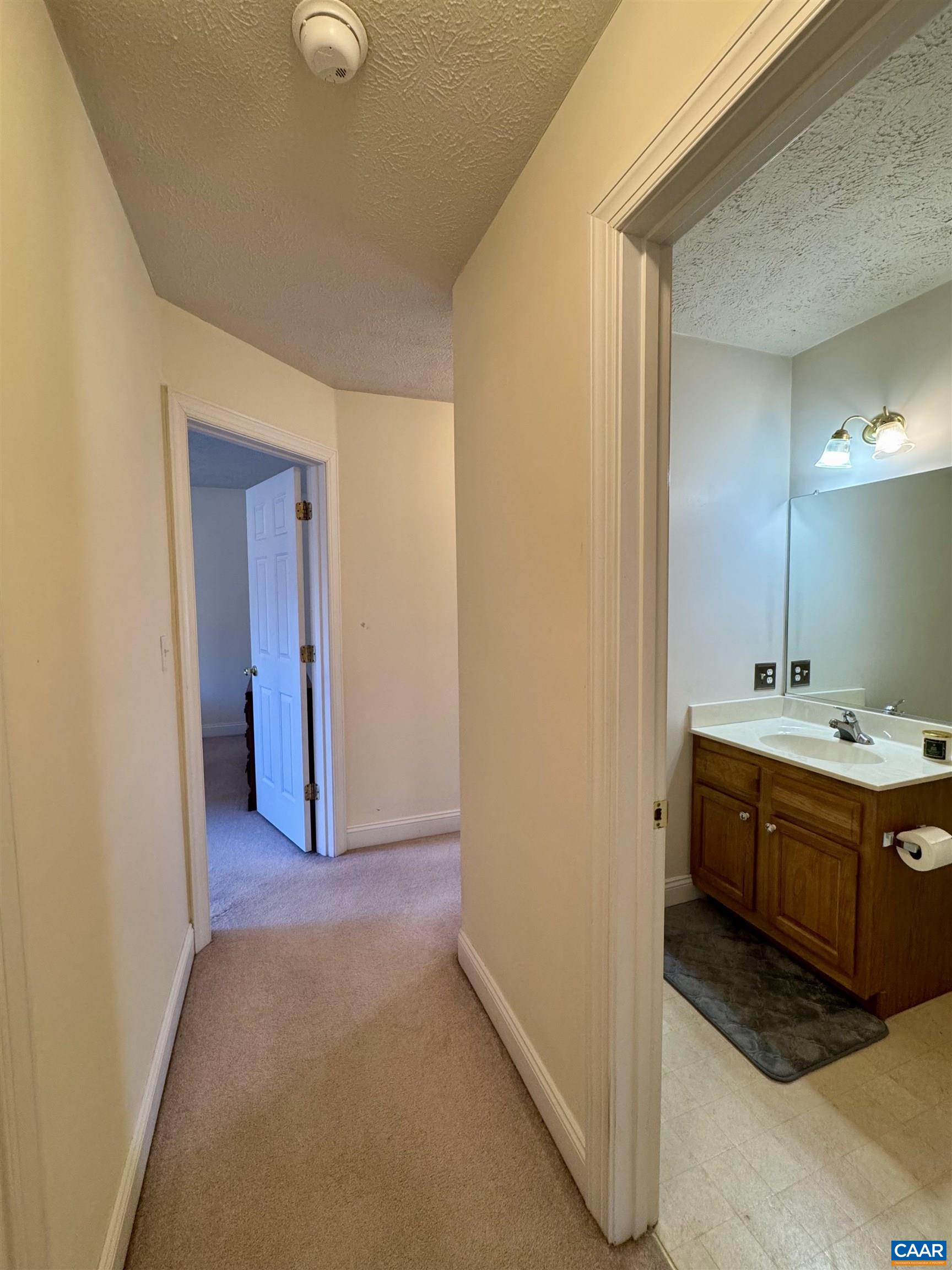 212 KINGSPORT RD, WAYNESBORO, Virginia 22980, 4 Bedrooms Bedrooms, ,2 BathroomsBathrooms,Residential,212 KINGSPORT RD,674184 MLS # 674184