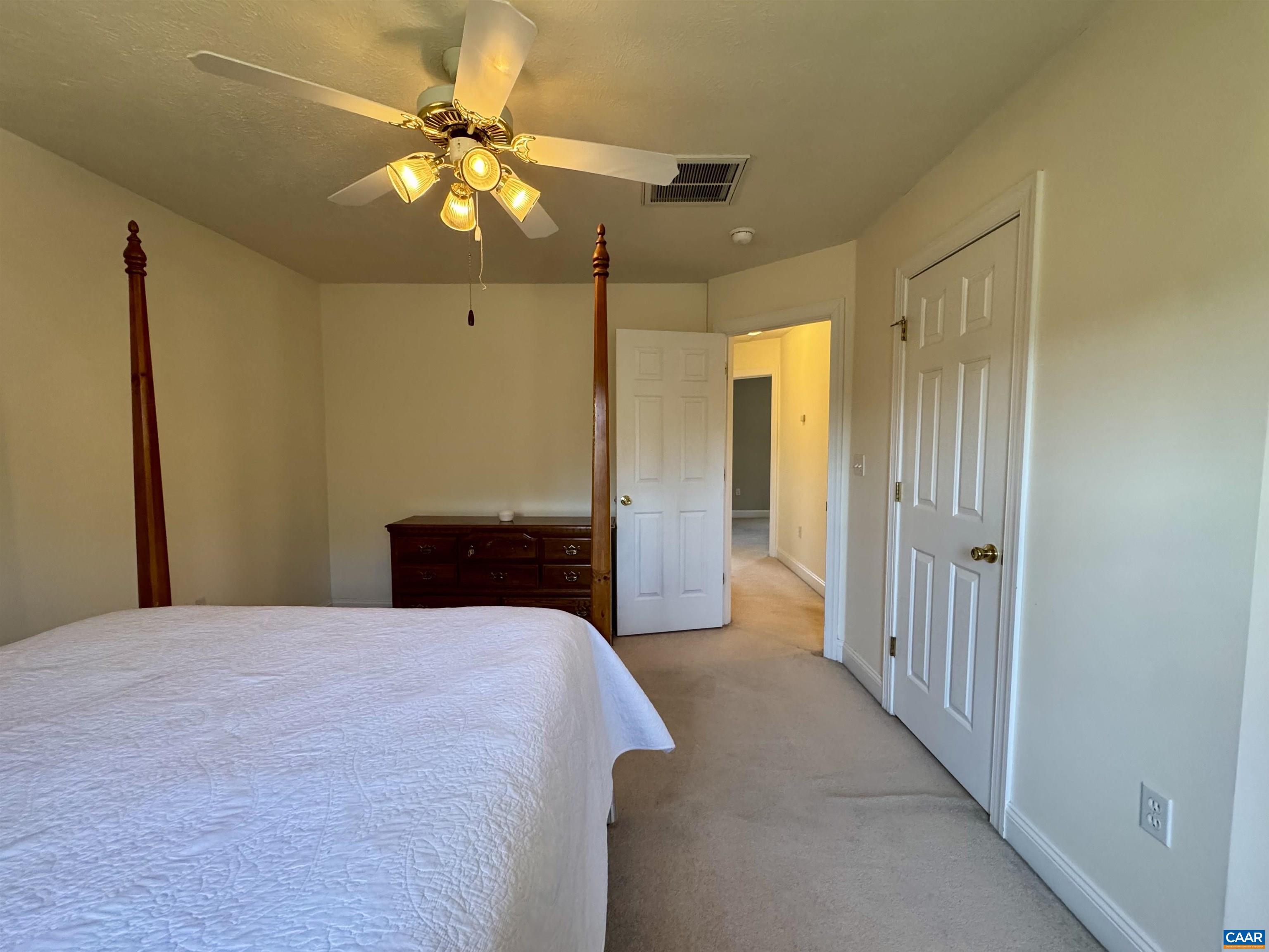 212 KINGSPORT RD, WAYNESBORO, Virginia 22980, 4 Bedrooms Bedrooms, ,2 BathroomsBathrooms,Residential,212 KINGSPORT RD,674184 MLS # 674184