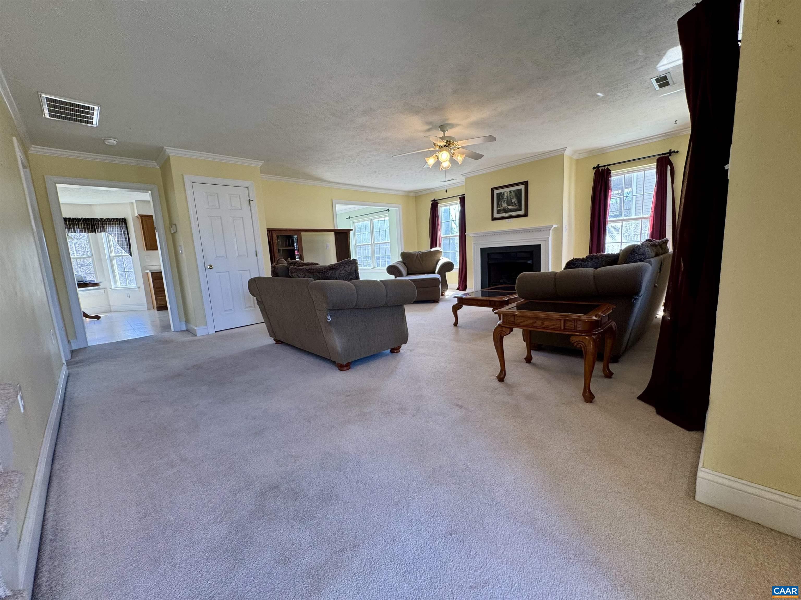 212 KINGSPORT RD, WAYNESBORO, Virginia 22980, 4 Bedrooms Bedrooms, ,2 BathroomsBathrooms,Residential,212 KINGSPORT RD,674184 MLS # 674184