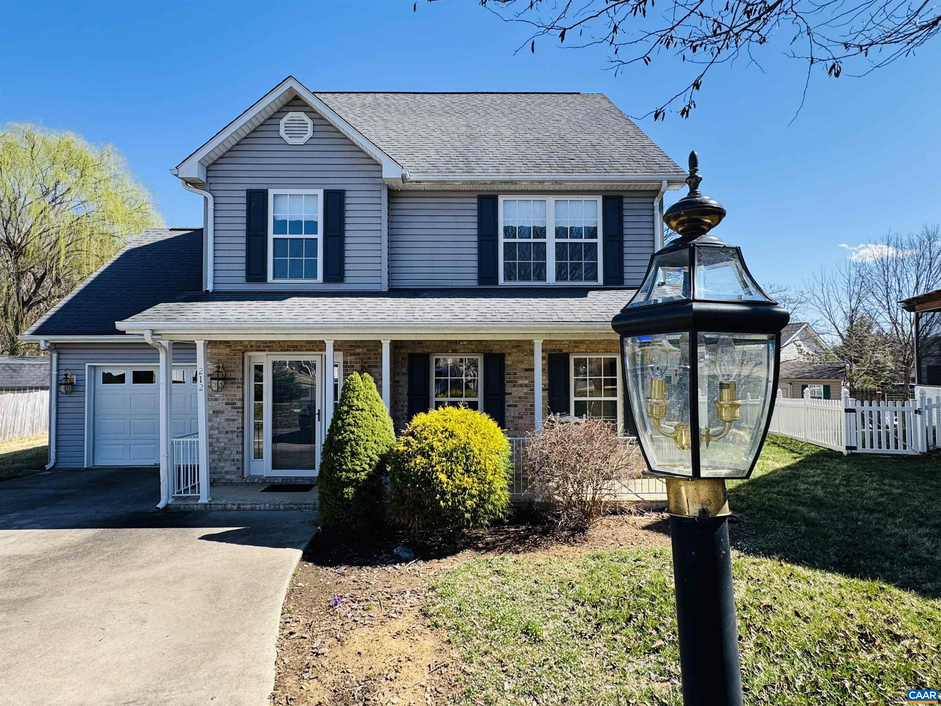 212 KINGSPORT RD, WAYNESBORO, Virginia 22980, 4 Bedrooms Bedrooms, ,2 BathroomsBathrooms,Residential,212 KINGSPORT RD,674184 MLS # 674184